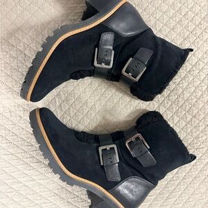 Naturalizer Black Suede Winter Boots with Dual Buckles